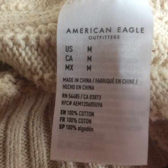 American Eagle Ivory Cable Knit V-Neck Cropped Boho Sweater Tank Top Size Medium - Picture 4 of 5